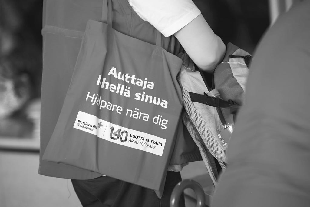 KAIKKI MUKAAN JÄSENTEN HANKKIMISEEN Kenet voisit pyytää Punaisen Ristin jäseneksi? Suurin syy sille, ettei henkilö ole Punaisen Ristin jäsen on se, ettei kukaan ole pyytänyt.