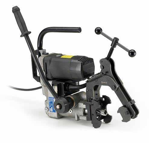 kuormaa 230 rpm Honda nelitahtikone: Kuutiotilavuus 35,8 cm 3 Teho 1,0 kw @ 7000 rpm Käynnistys vetonarulla Automaattinen keskipakokytkin SÄHKÖ- KISKOPORAKONEET LD-2E Porauskapasiteetti Ø 7-34 mm