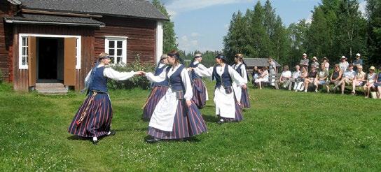 Kotiseutumuseo Rantatie 3 Taivalkoskelaiseen elämään entisaikaan pääset tutustumaan Siikalammen rannalla Taivalkosken keskustassa sijaitsevassa kotiseutumuseossa. Museo on avoinna kesäisin. www.