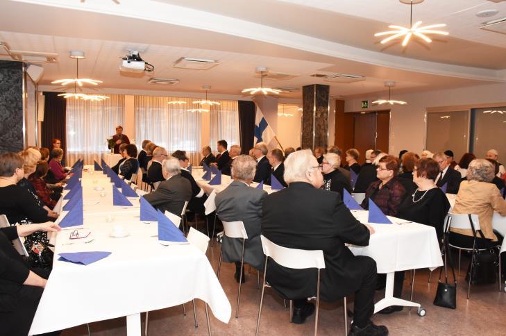 Päijät-Hämeen Parkinson-yhdistys ry: Juhli 100-vuotiasta Suomea Parkinson-yhdistys juhli 100-vuotiasta Suomea 22.11.2017.