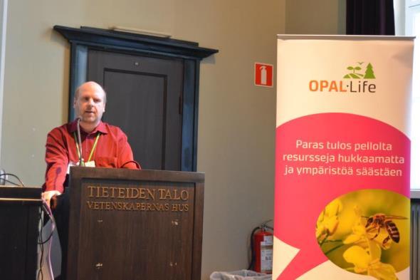 viljelyaukeiden auki pysyminen nosti mieleen ajatuksia; jos joku metsittää, luo se toiselle ajan kuluessa varjostushaitan ja koko aukean viljeltävyys heikkenee.