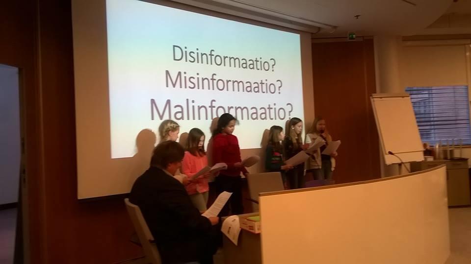 Disinformaatio? Misinformaatio? Malinformaatio? Opimme myös mitä disinformaatio, misinformaatio ja malinformaatio tarkoittavat.
