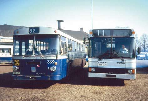 sittemmin myytiin Hakunilan Liikenne Oy:lle. Kuva Juhana Nordlund huhtikuulta 1987, Helsinki.