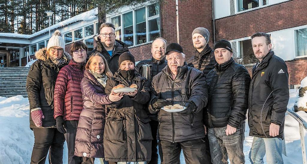 040 804 8521) ottaa vastaan kaikenlaista lahjoitettavaa kodin taloustavaroista puhtaisiin ehjiin vaatteisiin Lielahden kirkolla maanantaina 16.4. kello 11 20. Ne ovat saatavilla Hyvä Me!