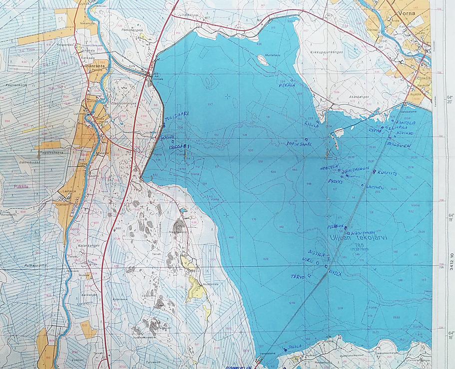Tuo mukanasi valmis/ valmistamasi kakkupohja. Kurssimaksun lisäksi tarvikemaksu, jonka opettaja perii. LAPSI PERHEVÄKIVALLAN KOKIJANA -luento to 15.3.