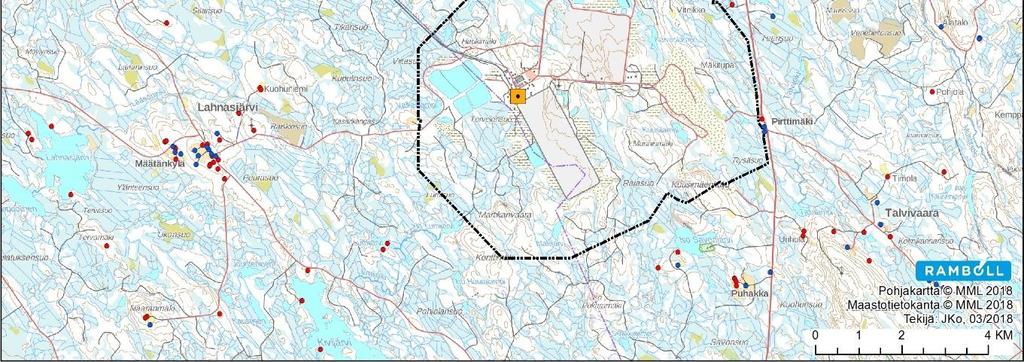 Kaivosta lähimpänä oleva kylä (Tuhkakylä) sijaitsee seitsemän kilometrin etäisyydellä louhoksesta. Kaivoksen lähialueella ei sijaitse ns.