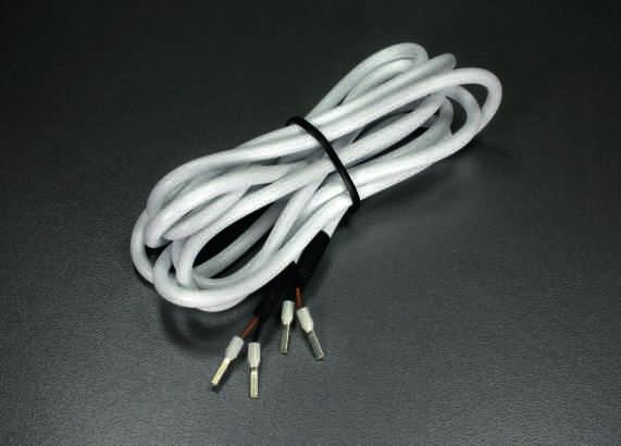 Kestävässä muovisessa sensorissa on valmiina 2 tai 3 kpl asennustarroja- ja ruuvinreikiä (2 kpl 20cm ja 3 kpl 40cm sensorissa).