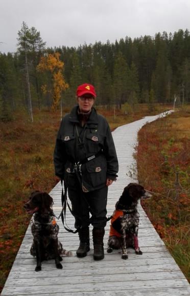 Sihteeri Pirjo Heikkinen Työskentelen Työterveyslaitoksella työympäristöasioiden parissa. Olen toiminut vuosien varrella erilaisissa luottamustehtävissä, tällä hetkellä SEK ry:n sihteerinä.