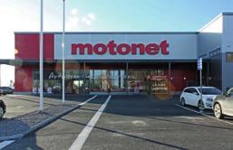 Projektit Motonet Kerava Julkisivujen eri harmaan sävyjen rauhallista kokonaisilmettä on tehostettu Motonetin punaisella värillä. 1.