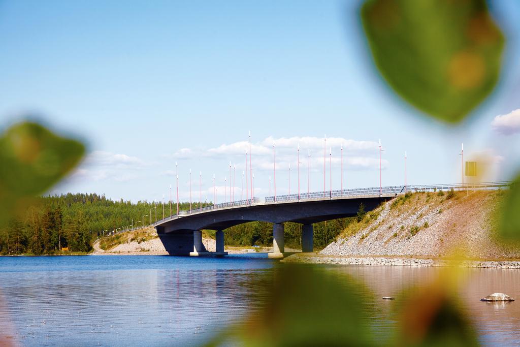 P-lukubetoni Lyhyt kertaus Liikenneviraston pakkasenkestävyysmenettely betonirakenteille (infra-rakenteet) Noudatetaan joko P-lukumenettelyä tai EN206 (BY65) Kehittänyt Seppo Matala 80-luvun lopulla,