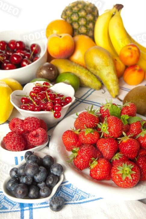 Marjat, hedelmät ja kasvikset Syö vähintään puoli kiloa kasviksia päivässä, mitä enemmän, sitä parempi. Ruoka mahdollisimman värikästä.