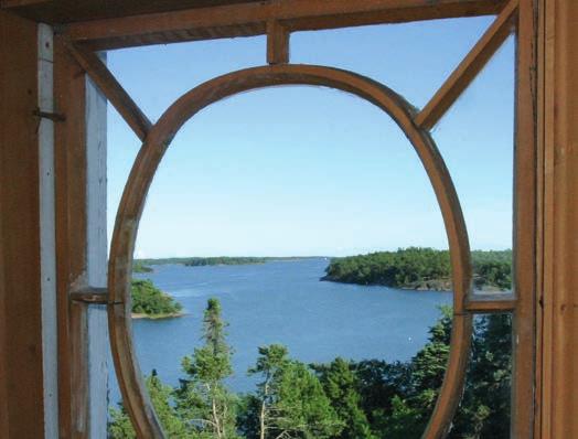 Kustavissa on hyvät majoitus-, ravitsemus- ja kuljetuspalvelut, mainiot mahdollisuudet kalastusmatkailuun ja veneilijöille kunnon vierassatamia palveluineen.