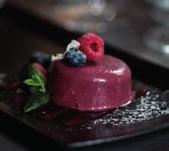 Lämpimällä ilmalla mikään ei voita terassitunnelmaa ja merellisiä näkymiä! Seurustelu- ja juoma- ravintola Kirstassa uljas terassi ja kylmä olut toivottavat sinut tervetulleiksi.