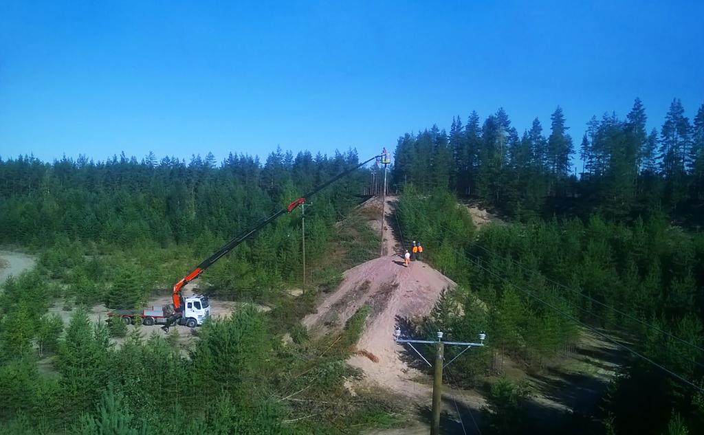 Me hallitsemme sähköverkot, kulkivatpa ne sitten maassa, ilmassa tai vedessä. Ammattitaidolla on tärkeä rooli varsinkin häiriötilanteissa, jotka täytyy saada nopeasti haltuun.
