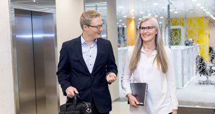 Periaatteiden allekirjoittajana pyrimme noudattamaan ja edistämään ympäristöön, yhteiskuntaan ja hyvään hallintotapaan (ESG) liittyviä näkökohtia niin sijoitusanalyyseissä ja -päätöksissä kuin