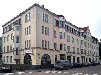 Keskeinen osa Kotkan kirkon ympäristöä. OYK 96 37. 305933 11.90 43s. KAIVOKATU 18, KIRKKOKATU 20, ASUIN- JA LIIKERAKENNUS 7 Aiemmat inventoinnit Pakki nro.