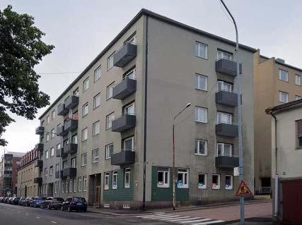 Kotola I ja II on rakennustaiteellinen kokonaisuus heikentynyt porrashuoneiden ja parvekkeiden muutoksissa.