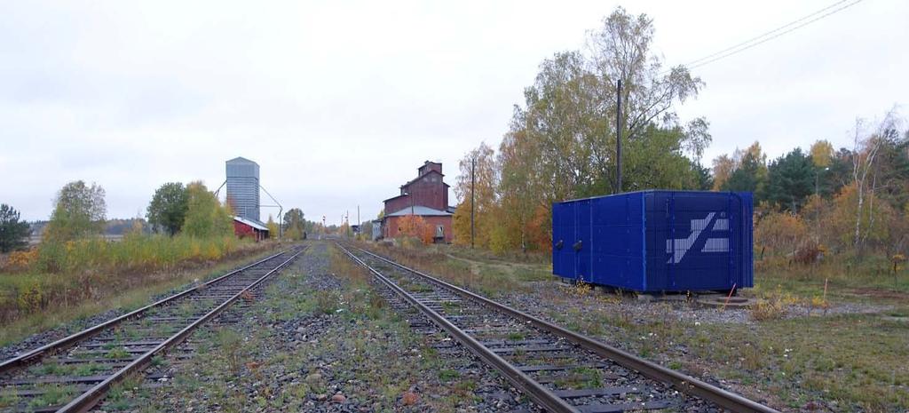 Asema on suunnilleen puolivälissä Turun ja Uudenkaupungin välillä ja on siksi pidetty kohtauspaikkana, jossa on kaksi