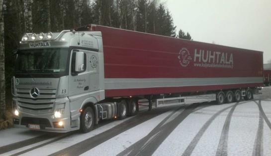 HCT-pilotit Kuljetusliike Kalevi Huhtala 22 m / 60 tonnia Liikenteessä on tällä