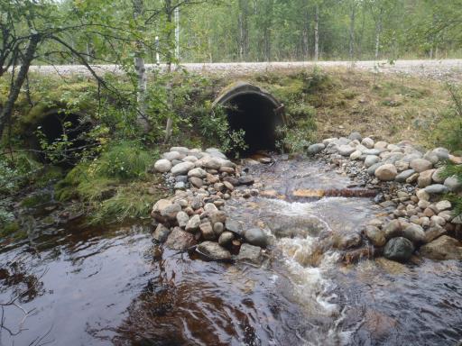 Kuvat 12-14. Purnuoja, Mätäsoja ja Virsuoja kunnostuksen jälkeen. 8 Kuva 15.