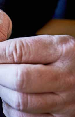 POHJOISMAISSA JA VIROSSA Muutokset ja niiden syyt TANSKA UUDISTI apteekkijärjestelmäänsä vuonna 2015 lähes kymmenen vuotta kestäneen apteekkikeskustelun päätteeksi.