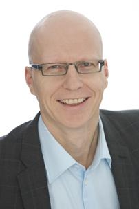 HALLITUKSEN JÄSEN 050 5820813 ELLA-ROOSA TENHUNEN HALLITUKSEN JÄSEN 040 750 1982 Saku Pitkänen