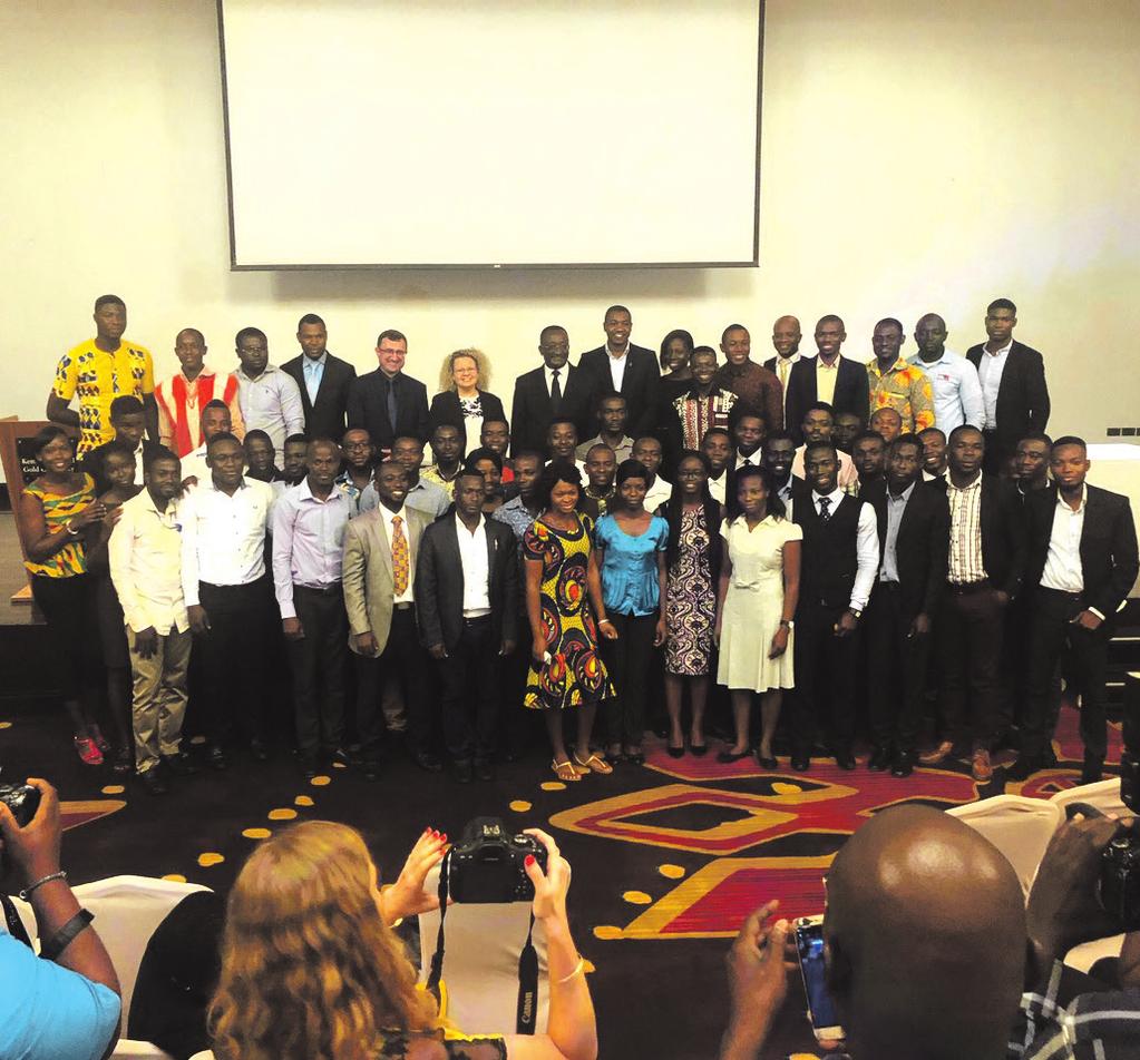 Ghanan valtiovarainministeri vaimoineen. Vierailin Länsi Afrikassa, tällä kertaa Ghanassa, syyskuun puolivälissä ja sain kokea ovien avautuvan ihmeellisellä tavalla.