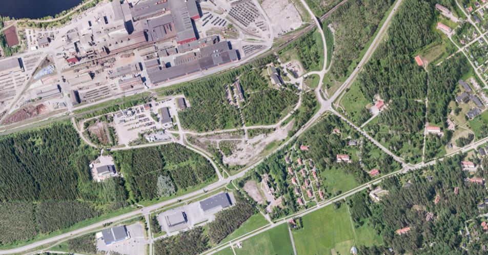 kolmioraiteen rata-alueen laajentaminen ratasuunnitelman ja yleiskaavan mukaiseksi.