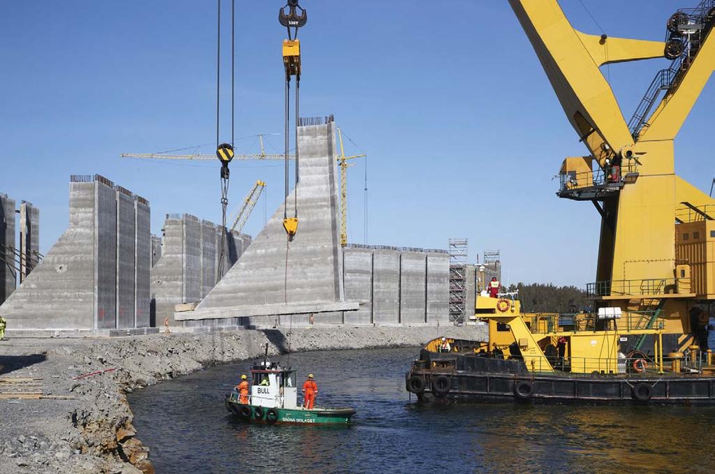 08 TUKHOLMAN SATAMAT STOCKHOLM NORVIK HAMN 02 > vuoden tammikuussa. Ruoppausmäärät olivat tuolloin noin 60 000 m 3.