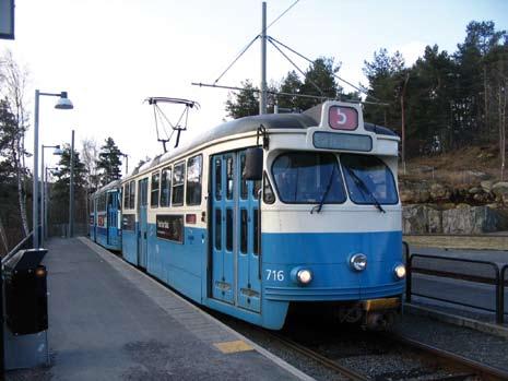 Tästä matka jatkuu Skånegatanin raidetta (valmistunut vuonna 2003) pitkin keskusrautatieasemalle.