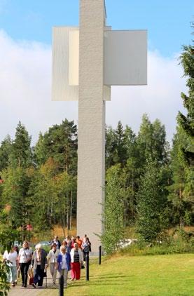 Kokoonnumme yhteen Tiistain kymppikaffit tiistaisin klo 10 Kirkkoveräjän srk-talolla. Kahvi 0,50, jutustelua, pelejä, ulkoilua. Tiistaitupa tiistaisin klo 11.30 Kirkkoveräjän srk-talolla.