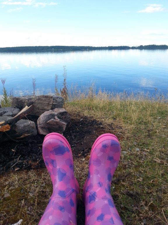 Millainen on vastuullisuusmerkkejä ostava kuluttaja? Hän uskoo vahvasti, että pienilläkin arjen valinnoilla on suuri merkitys.