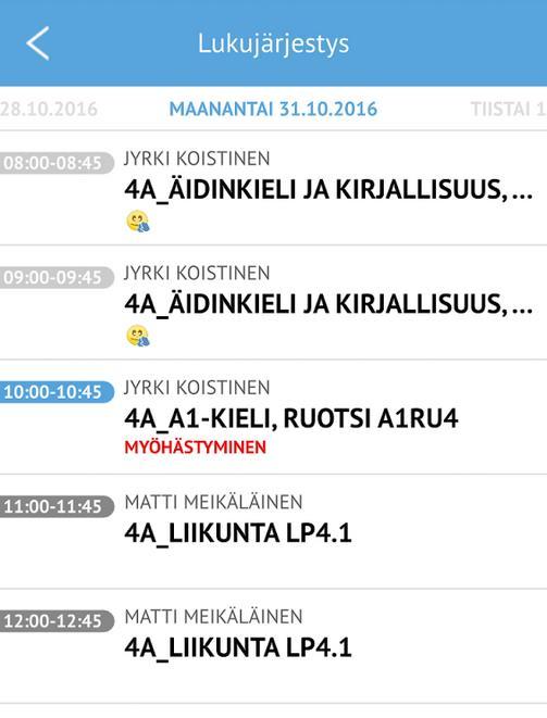 Oppitunnista näytetään kellonaikaväli, opettaja, mahdolliset oppitunnin tilat (tilan lyhenne) sekä opetusryhmän lyhenne.