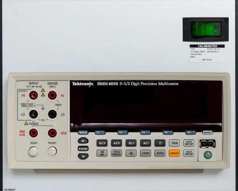 Yleismittarit TEK4050C Digitaalinen yleismittari 6.5 numeron kaksoisnäyttö, graafiset toiminnot V DC perustarkkuus jopa 0.