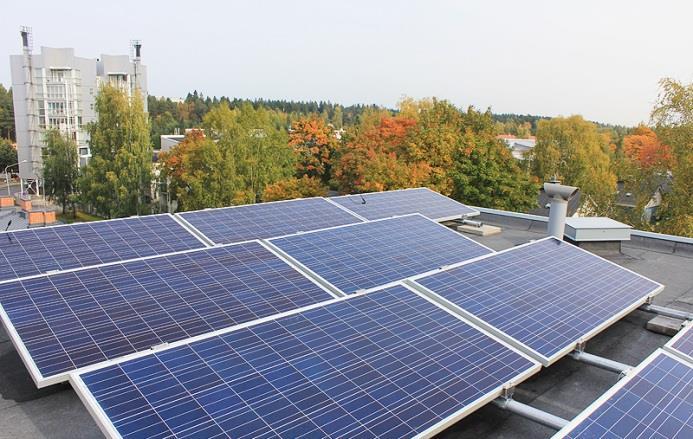 Poistoilmalämpöpumppu Aurinkopaneelit (20kWp) ja katon remontti (asennettu syyskuussa 2017) Odotetut