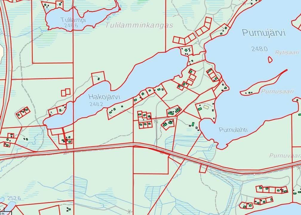 Purnujärven laajennusalueella on kaksi suurehkoa lomarakennusta sauna-, talous- yms. rakennuksineen.