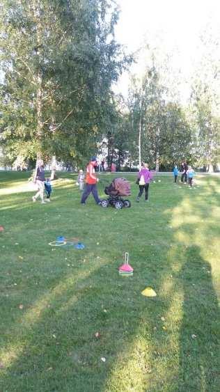 Kohtalainen tai vaikea ahdistuneisuus, % 8. ja 9. luokan oppilaista (ind.