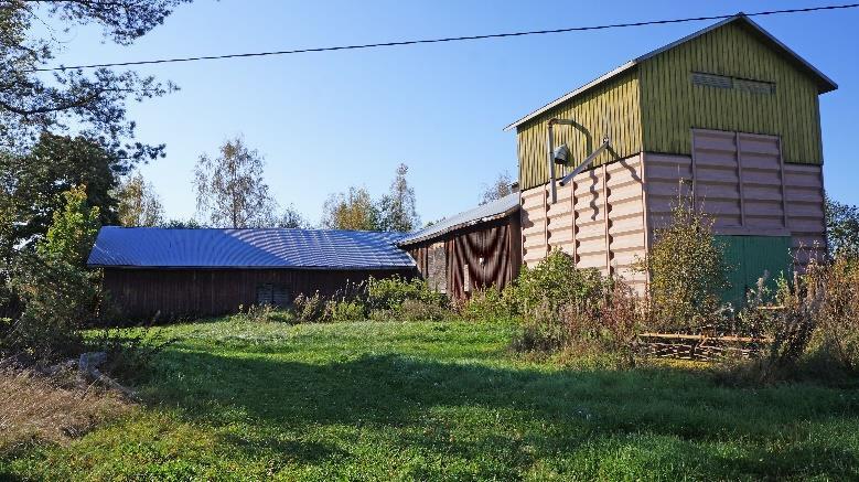 Historiallinen Maisemallinen Arvojen perustelu Arvoluokka 2 Rakennus on osa 1789 perustetun n tilakeskusta. Rakennus on osa n tilakeskusta.