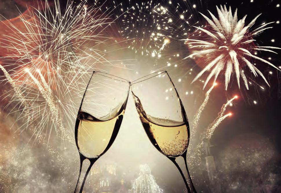 NNA JOULUINEN KONSERTTI VIETÄ UNOHTUTON New Year s Eve Buffet TEATTERIN JOULULAULUT UUSIVUOSI 2019 Rapu-lohichevicheä Nyhtökanaa ja seesaminsiemeniä Salamia Savustettua possunfileetä