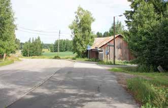 54 Tilakeskukset sijaitsevat mäellä kolmen tien risteyksessä, mikä tekee niistä tärkeän maisemallisen kiintopisteen.