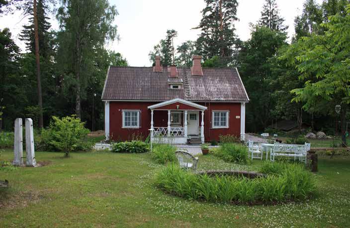 130 Tutkimusasemaan ja 1940-luvulla perustettuun jalostusasemaan on ajan kuluessa liitetty joitakin pienempiä tiloja.