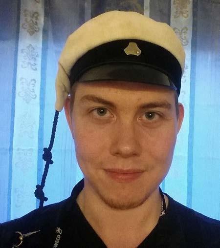 opiskeluvuotenne aikana. Konekilta on Oulun yliopiston suurimpia ja näkyvimpiä ainejärjestöjä. Konekiltalaiset käyttävät punaisia haalareita, joten meitä ei voi olla huomaamatta!