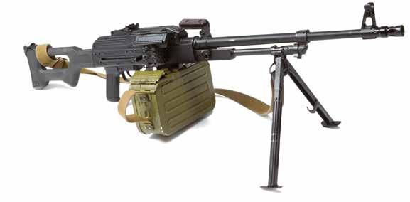 5 Taistelu- ja marssikoulutus 188 7,62 Konekiväärin PKM ominaisuudet: ase toimii automaattisesti (lataa, laukaisee ja poistaa hylsyn) ase on vyösyöttöinen.