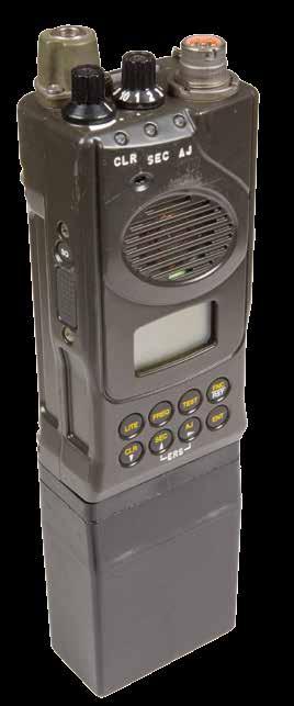 5 Taistelu- ja marssikoulutus 216 LV141 Käyttötarkoitus: LV 141 on pienikokoinen VHF-lähiradio puheen ja datan siirtoa varten.