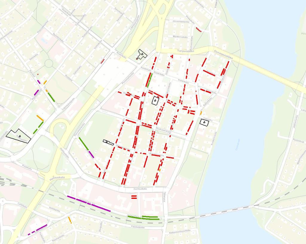 18 auto pyritään yleensä saamaan mahdollisimman lähelle asiointipaikkaa. Kaikkien kadunvarsipaikkojen kuormitus on liikekeskustassa melko pientä.