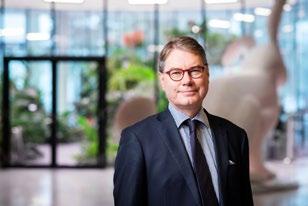 Henkilöstöasiainvaliokunnan jäsen Johan Linder s.