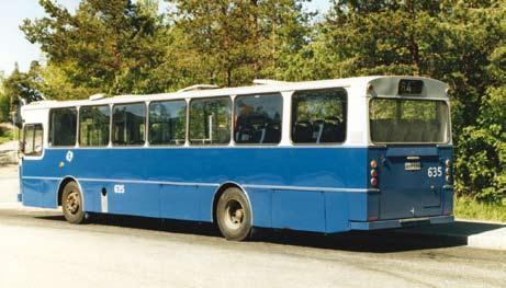 Linjoille oli tilattu sarja aivan uusia Volvo 7000-busseja numeroille 9912-9932. Uuden sopimuksen mukainen liikenne alkoi 7.6.1999. Uudet autot olivat kuitenkin myöhässä.