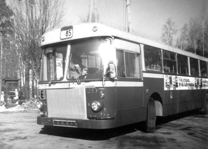 tunnus muutettiin 86A:ksi. 3.5.1971 perustettiin vielä linja 86X Hakaniemestä Reiherintielle. X-kirjaimella tarkoitettiin siis tässä vaiheessa Hakaniemestä lähtevää linjaa, ei pikalinjaa.