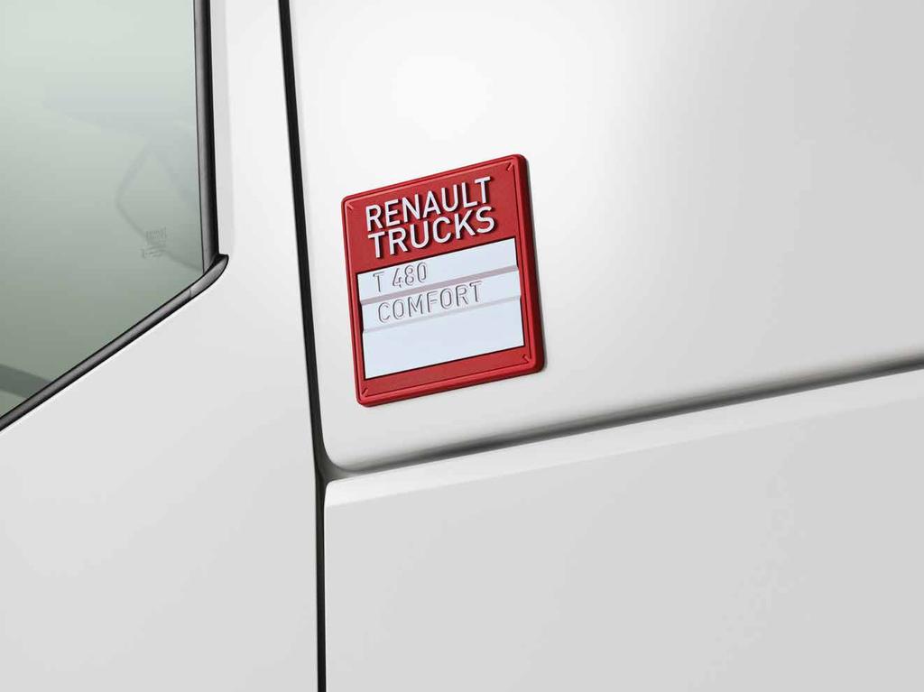 18 19 renault trucks_mallisto T RINNALLASI KAIKKINA AIKOINA Renault Trucks on rinnallasi auton koko elinkaaren ajan varmistaakseen, että työvälineesi on käytössä mahdollisimman tehokkaasti.