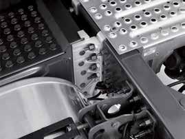 40s 12 C EUROPE 1 77 82 7GEARBOX 7GEARBOX 7GEARBOX 82 POLTTOAINETTA 79 TALOUDELLINEN VAKIONOPEUDEN SÄÄDIN Kuljettaja voi valita kolme eri ajotilaa.